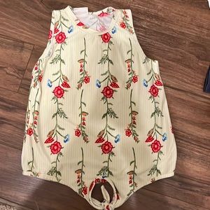 Daytrip floral, yellow and white striped tank top with knot, S